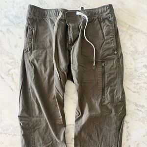 Vuori Men’s Drawstring Utility Pants - Olive